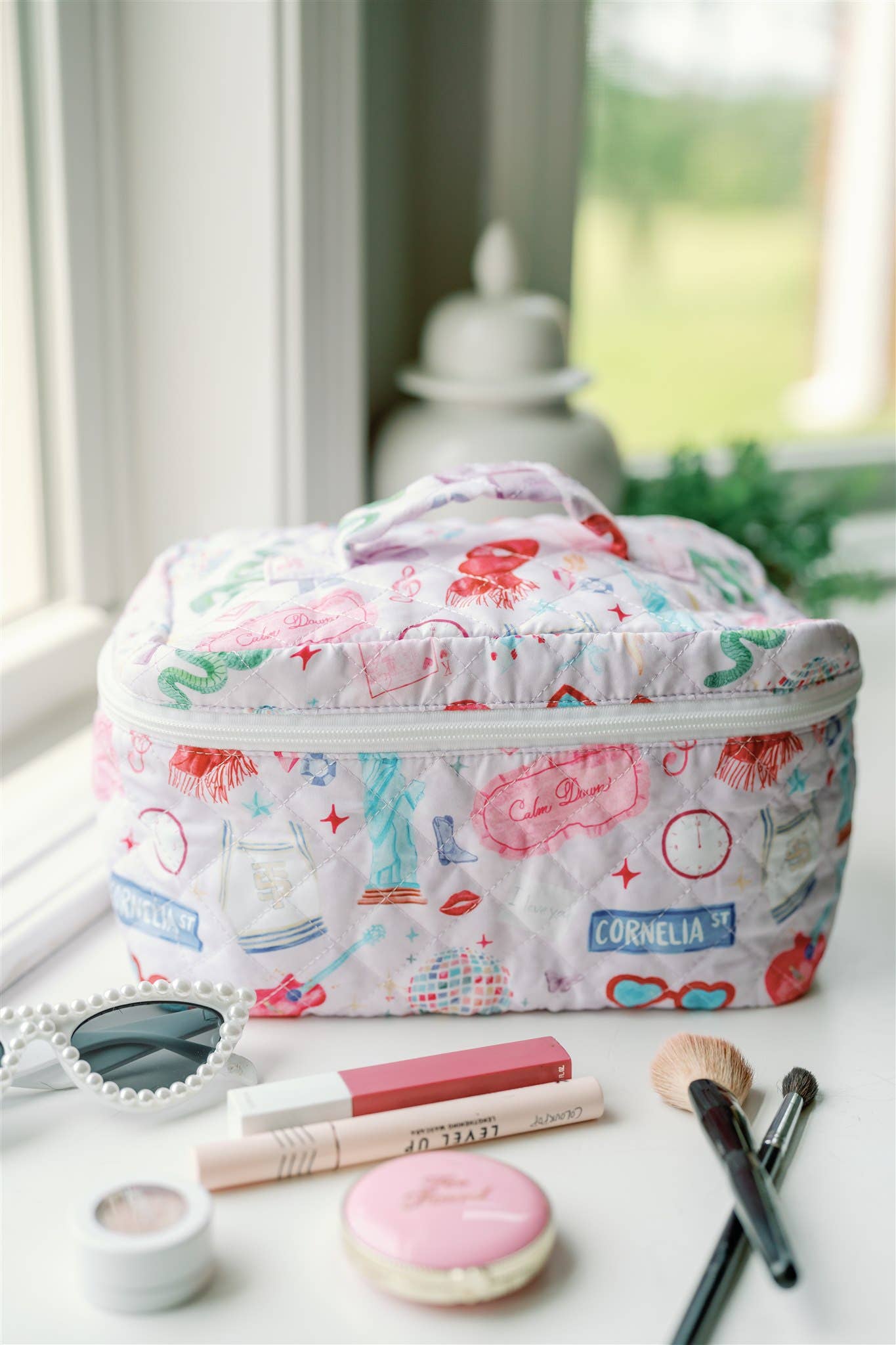 Eras Make Up Toiletry Bag